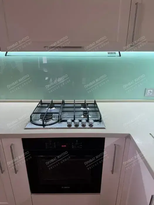 Трикімнатна картира у центрі міста